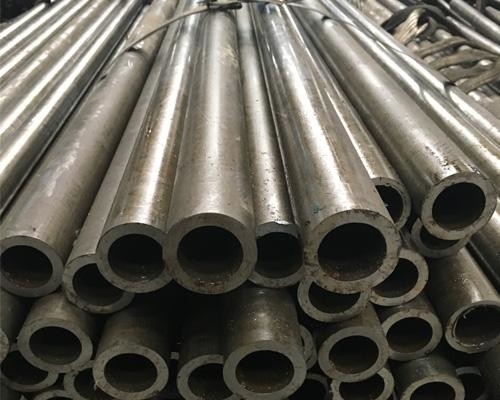 Rura ze stali węglowej Qigang Q235 Q255 Q275 A106 KLASA 8 API 5L